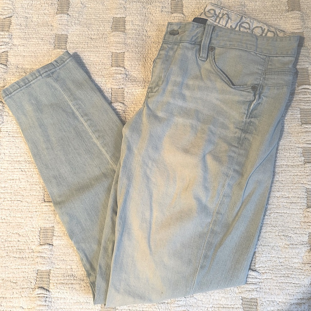 Calvin Klein - CK One slouchy slim jeans